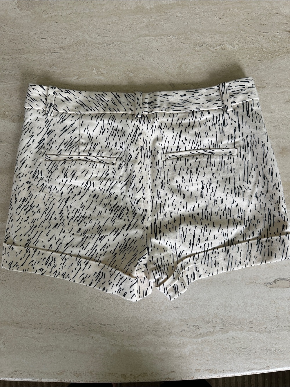 Zara Cream Shorts with Black Dash Motif - Picture 2 of 8